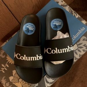 Columbia women slides size 5